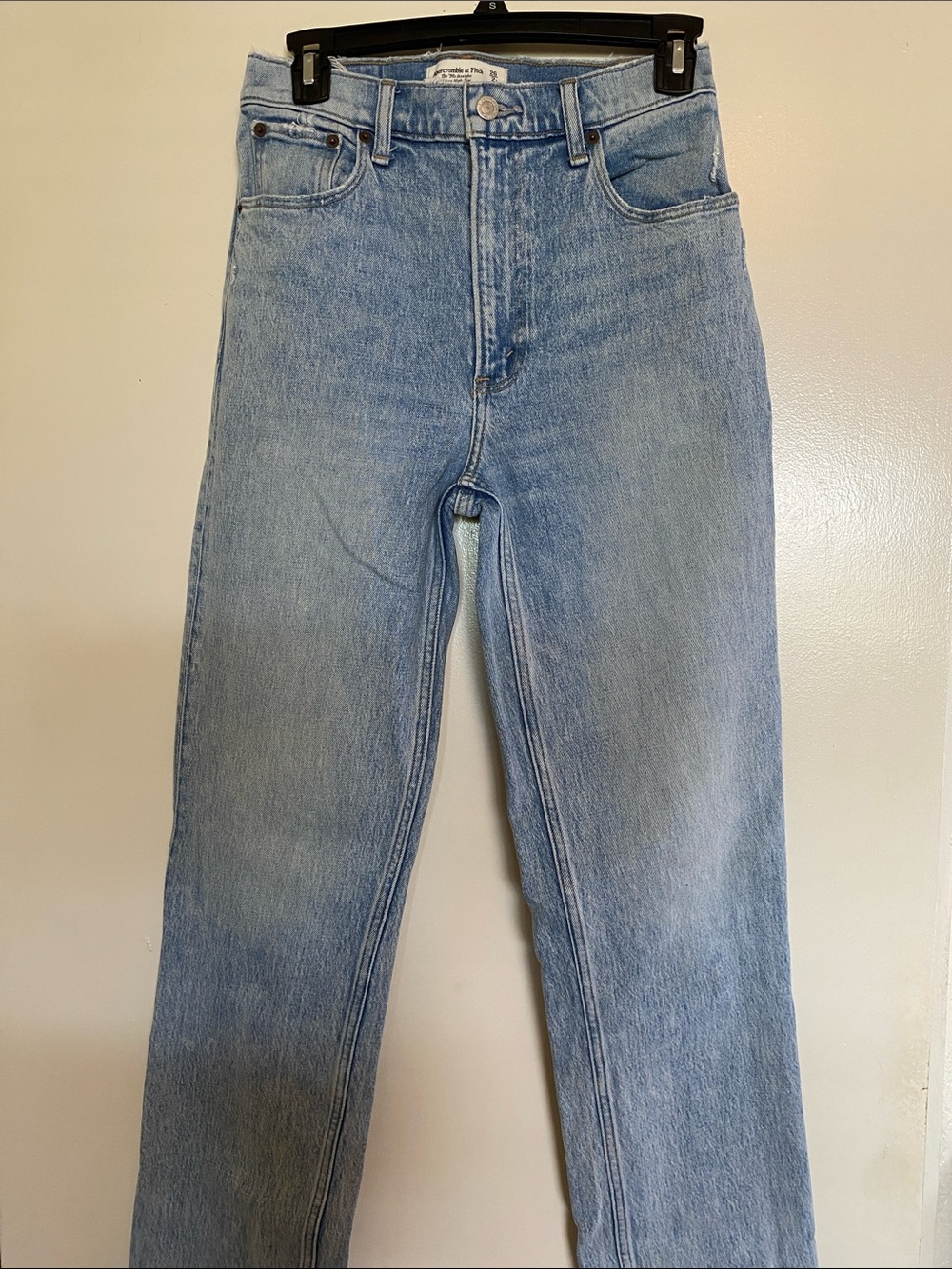 Abercrombie The 90s Straight Ultra High Rise